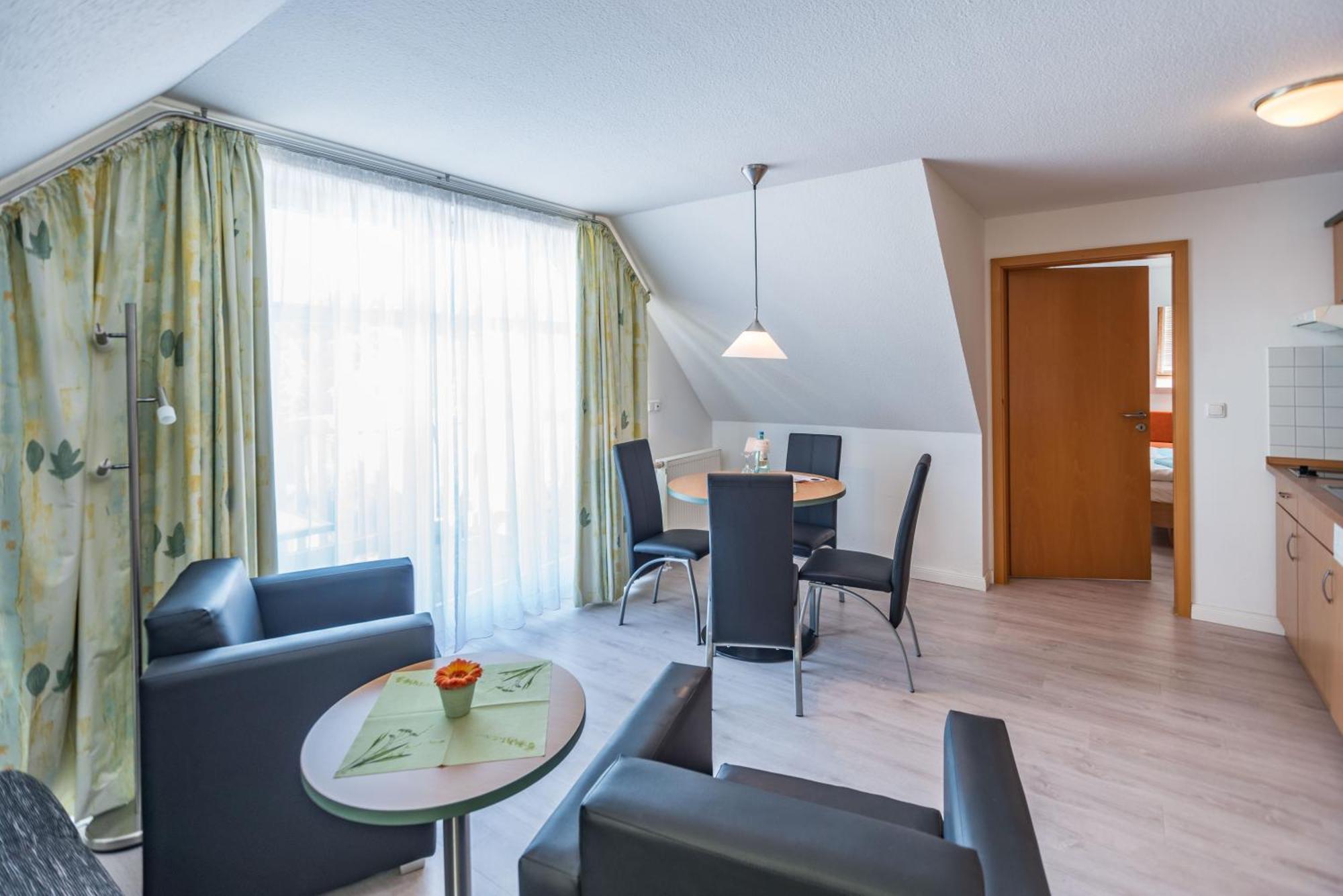 Am Weststrand Apartmenthaus Waldeck Ostseebad Kühlungsborn 외부 사진